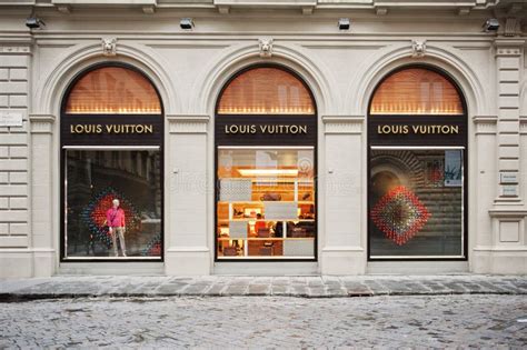 louis vuitton ropa|louis vuitton tienda oficial.